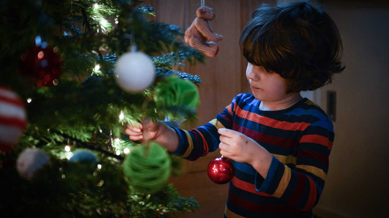 how to baby toddler proof your christmas tree 8 simple how to baby toddler proof your christmas tree 8 simple